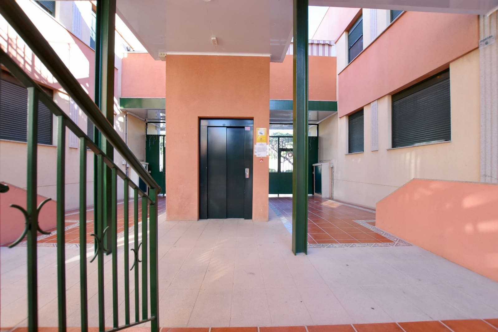 4 sypialnia Dom na sprzedaż w Las Chafiras (San Miguel) z garażem - 305 000 € (Ref: 9533191)