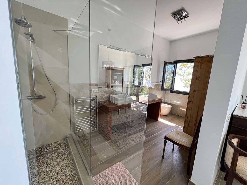 5 chambre Villa/Maison à vendre à Santa Cruz de Tenerife avec piscine garage - 1 350 000 € (Ref: 9535508)