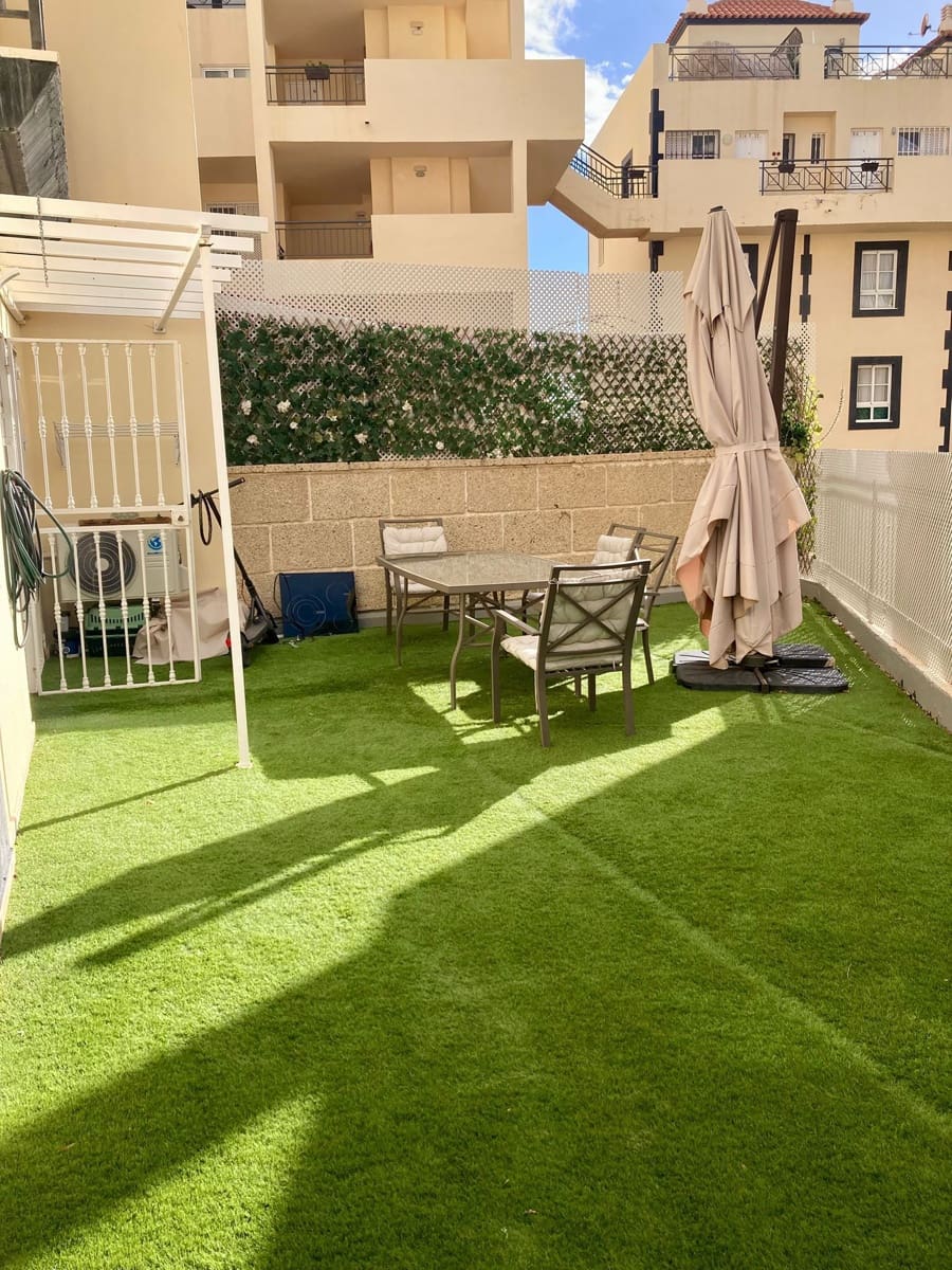 2 soverom Leilighet til salgs i Costa Adeje med svømmebasseng garasje - € 399 000 (Ref: 9535509)