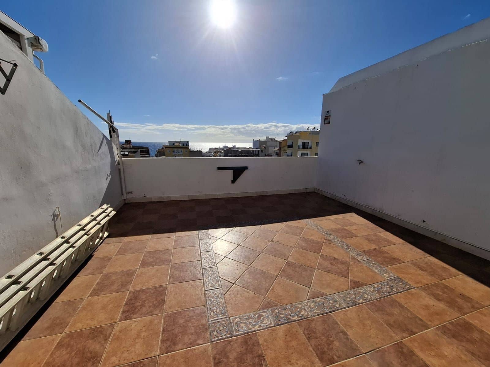 3 soveværelse Penthouse til salg i Playa San Juan med garage - € 340.000 (Ref: 9543044)