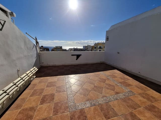 3 soveværelse Penthouse til salg i Playa San Juan, Guía de Isora med garage - € 340.000 (Ref: 9543044)