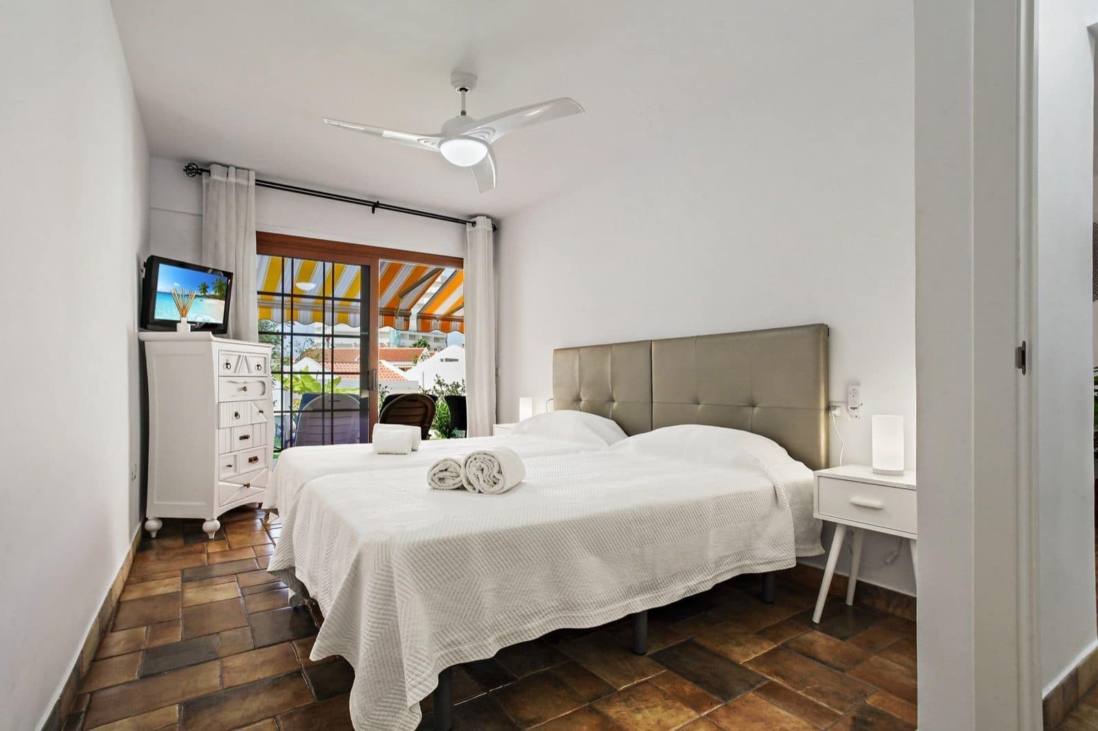 1 chambre Appartement à vendre à Costa Adeje avec piscine garage - 350 000 € (Ref: 9554556)