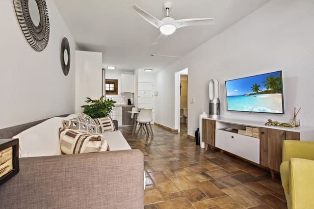 1 chambre Appartement à vendre à San Eugenio Bajo, Adeje avec piscine garage - 350 000 € (Ref: 9554556)