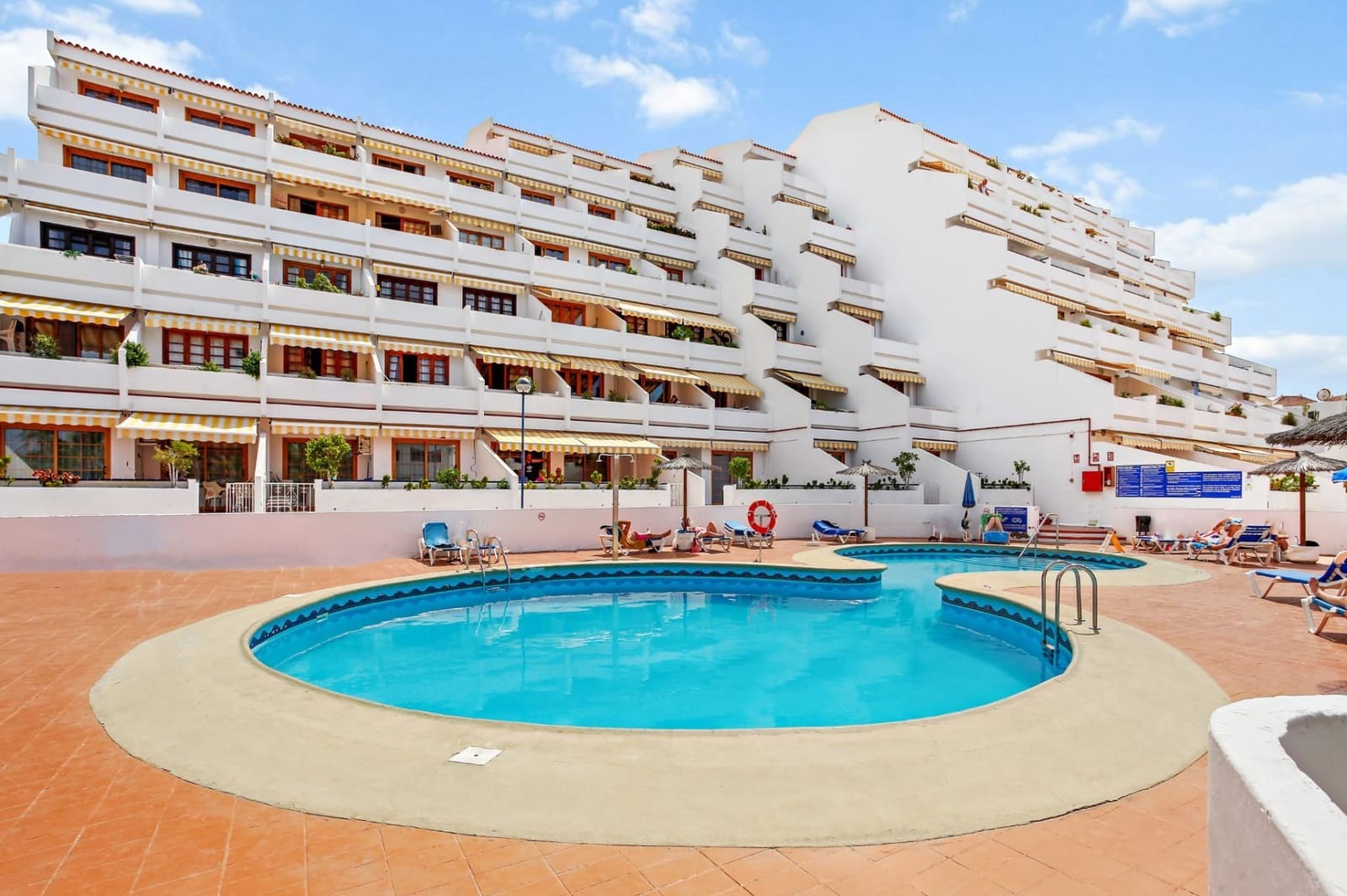 1 chambre Appartement à vendre à Costa Adeje avec piscine garage - 350 000 € (Ref: 9554556)