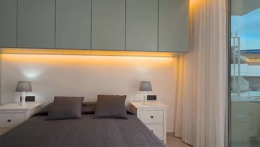 3 makuuhuone Huvila myytävänä paikassa Los Cristianos mukana uima-altaan - 695 000 € (Ref: 9594628)