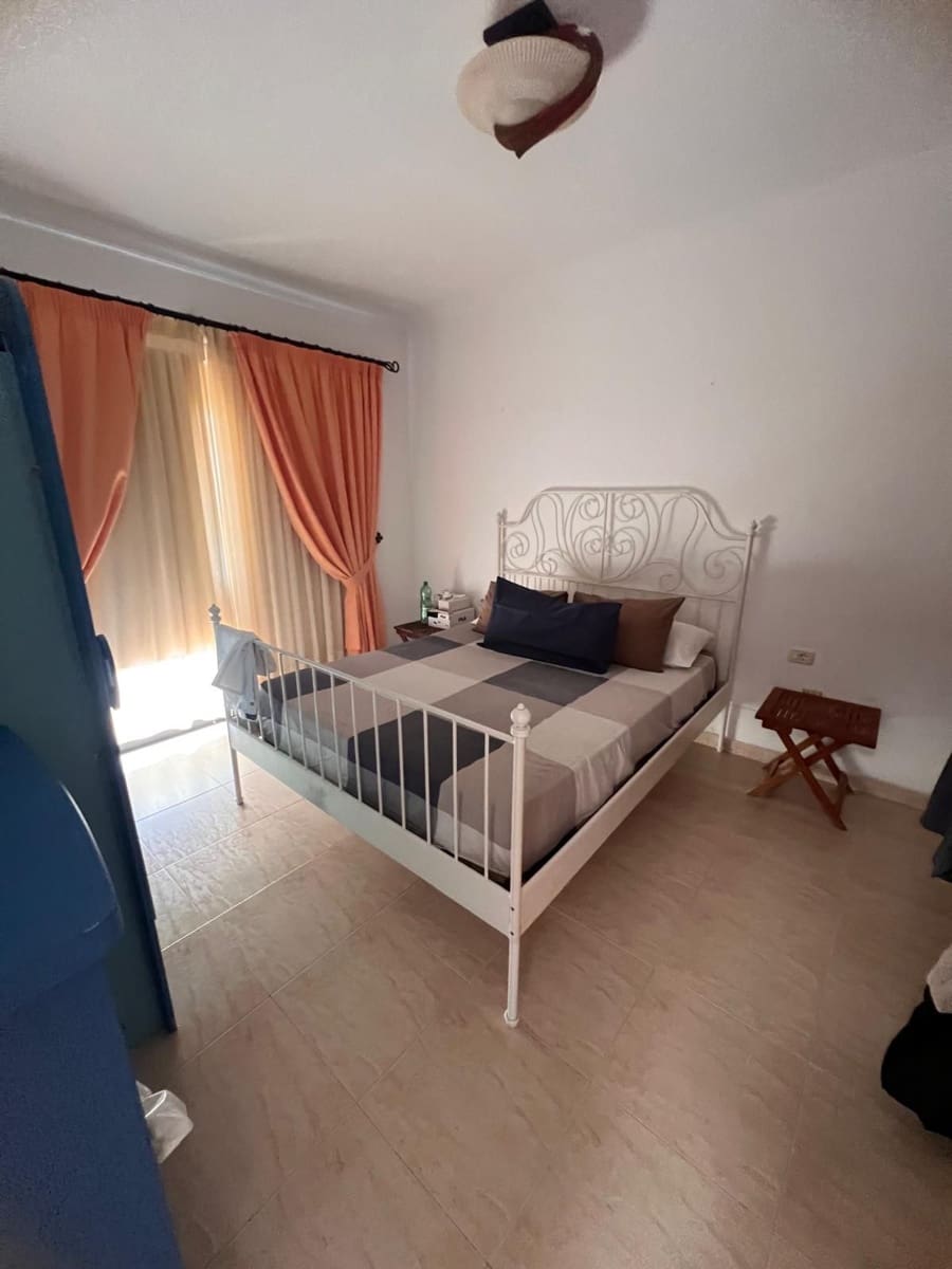 4 camera da letto Villa in vendita in Adeje con piscina garage - 560.000 € (Rif: 9614704)