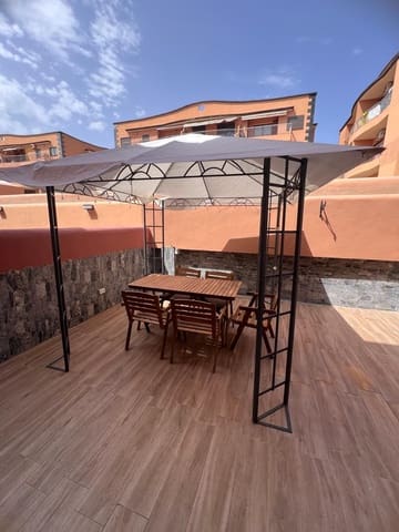 4 camera da letto Villa in vendita in Casco Urbano, Adeje con piscina garage - 560.000 € (Rif: 9614704)