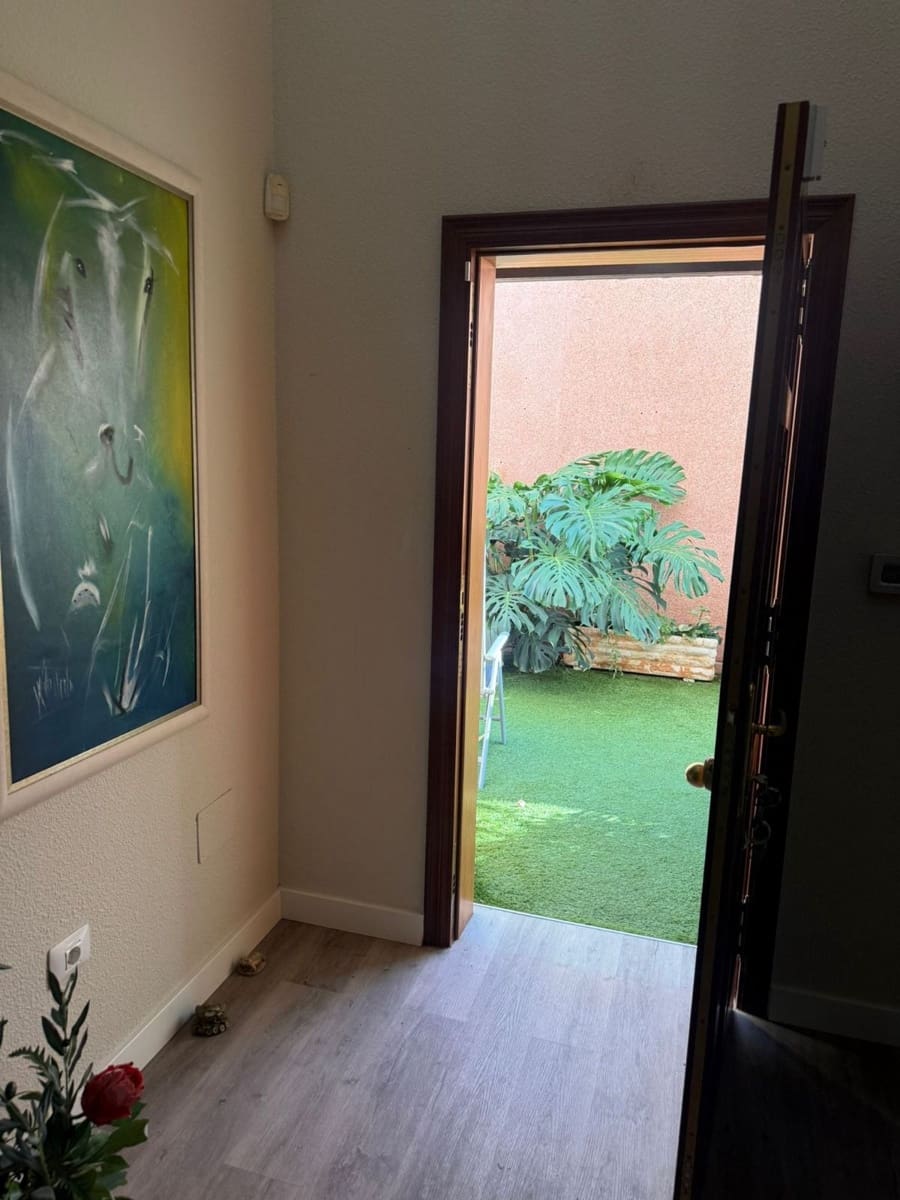 5 soverom Villa til salgs i Fanabe med garasje - € 899 000 (Ref: 9614706)