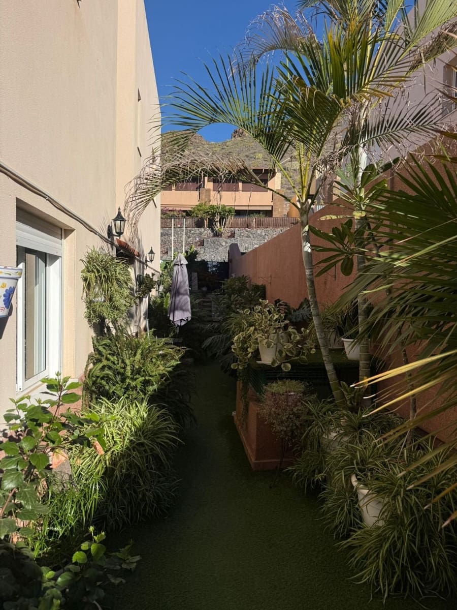 5 soverom Villa til salgs i Fanabe med garasje - € 899 000 (Ref: 9614706)