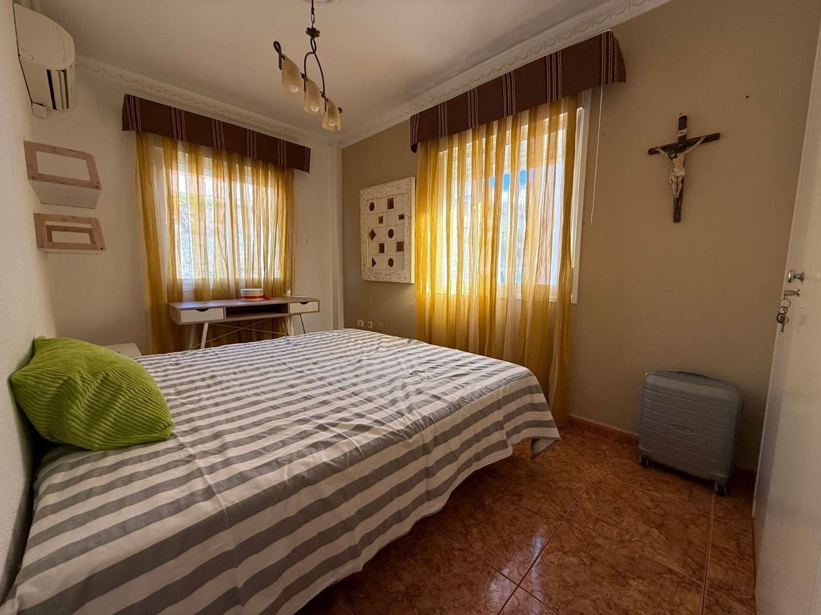 5 soverom Villa til salgs i Fanabe med garasje - € 899 000 (Ref: 9614706)