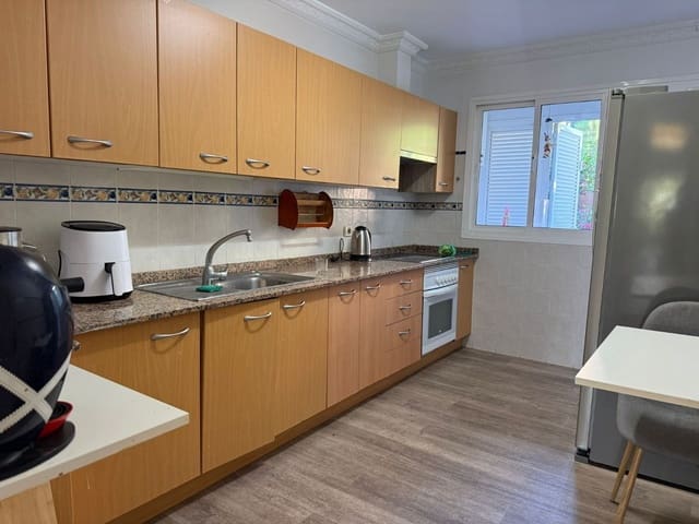 5 soverom Villa til salgs i Fañabe, Adeje med garasje - € 899 000 (Ref: 9614706)