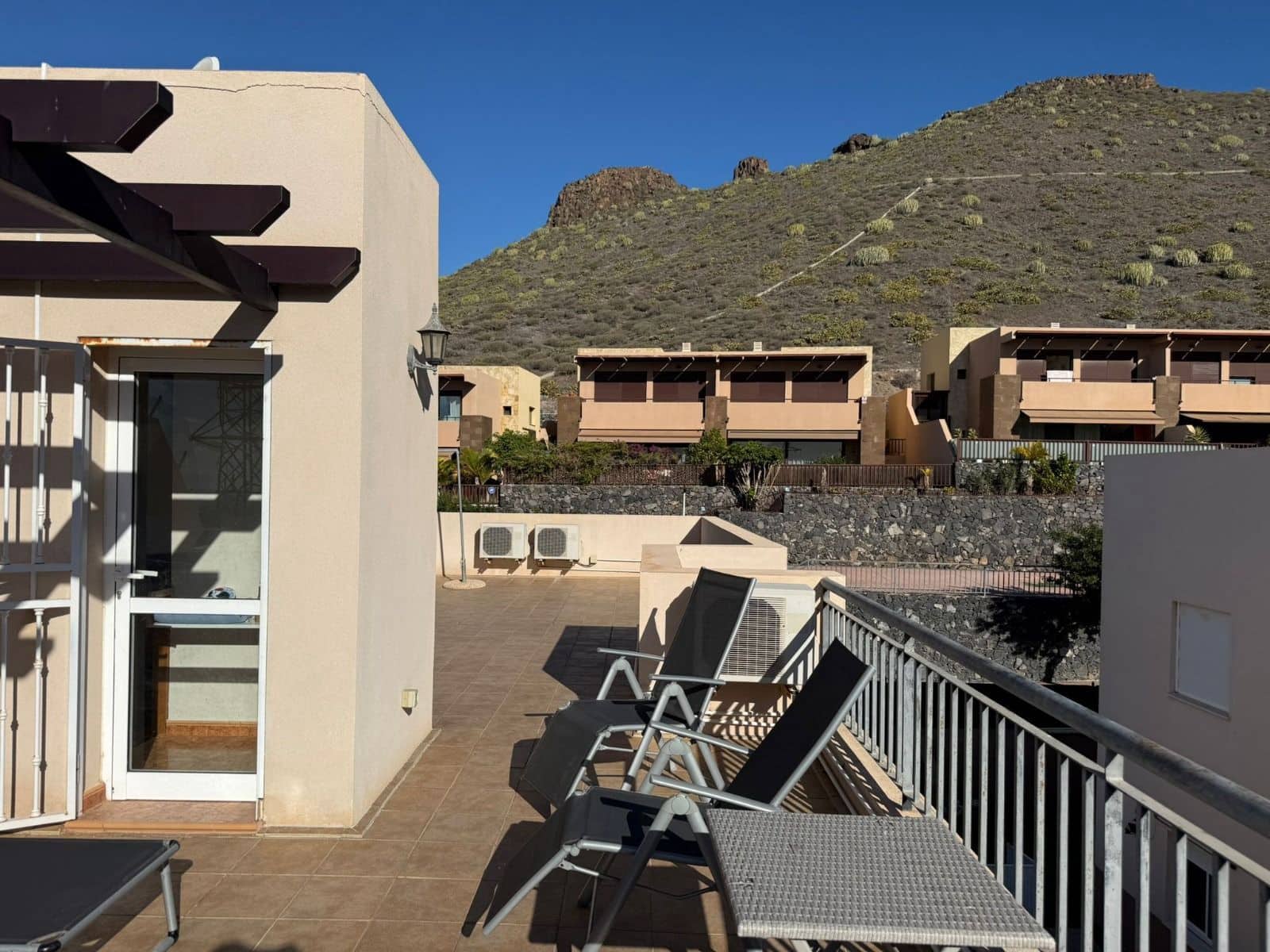 5 soverom Villa til salgs i Fanabe med garasje - € 899 000 (Ref: 9614706)