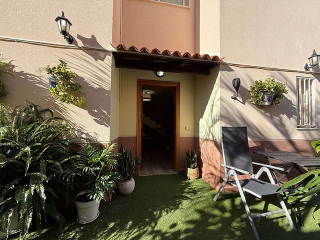 5 soverom Villa til salgs i Fañabe, Adeje med garasje - € 899 000 (Ref: 9614706)