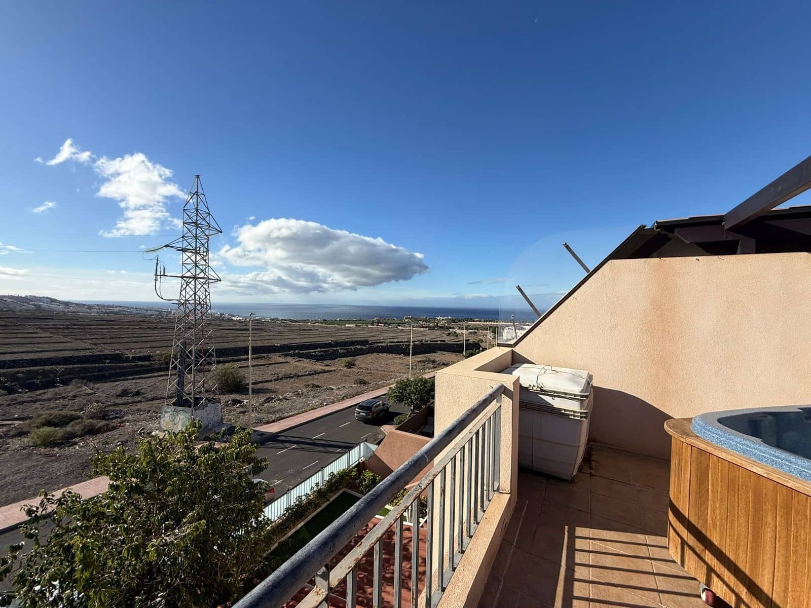 5 soverom Villa til salgs i Fanabe med garasje - € 899 000 (Ref: 9614706)