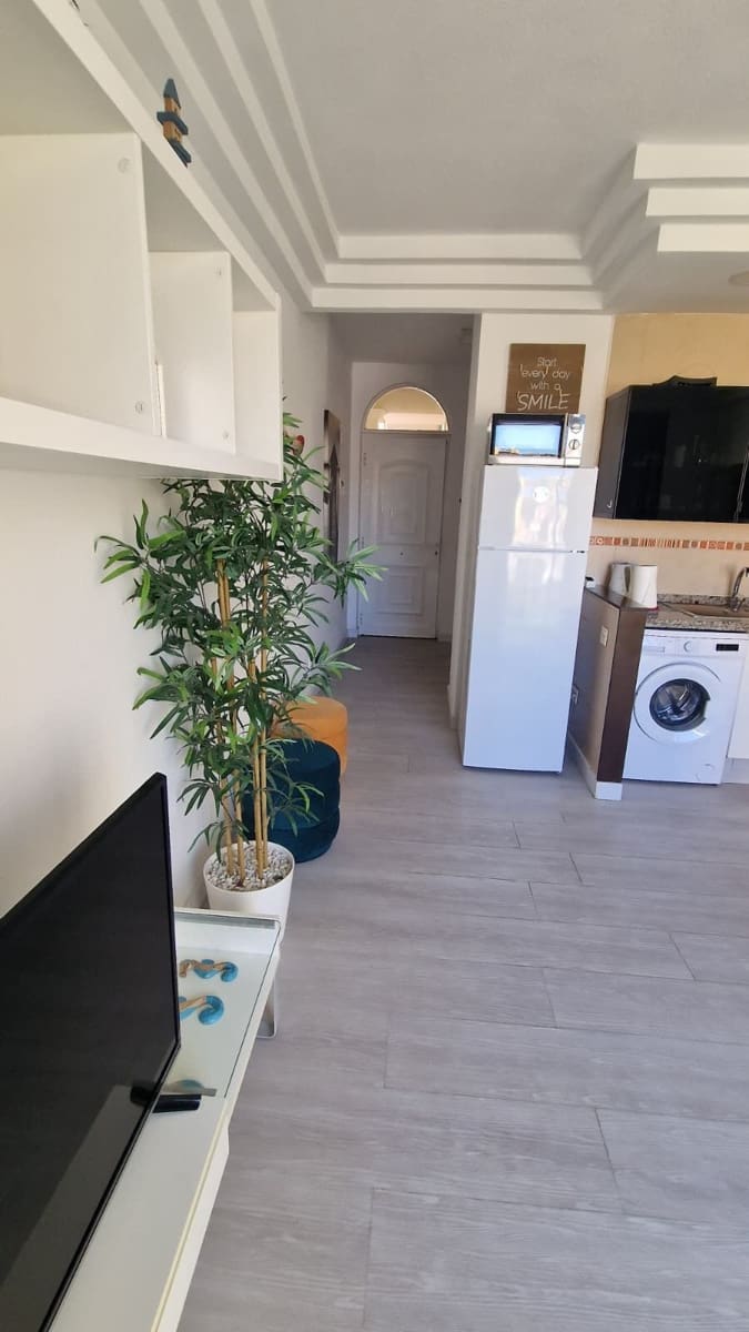 1 makuuhuone Huoneisto myytävänä paikassa Costa Adeje mukana uima-altaan 
autotalli - 319 000 € (Ref: 9625312)