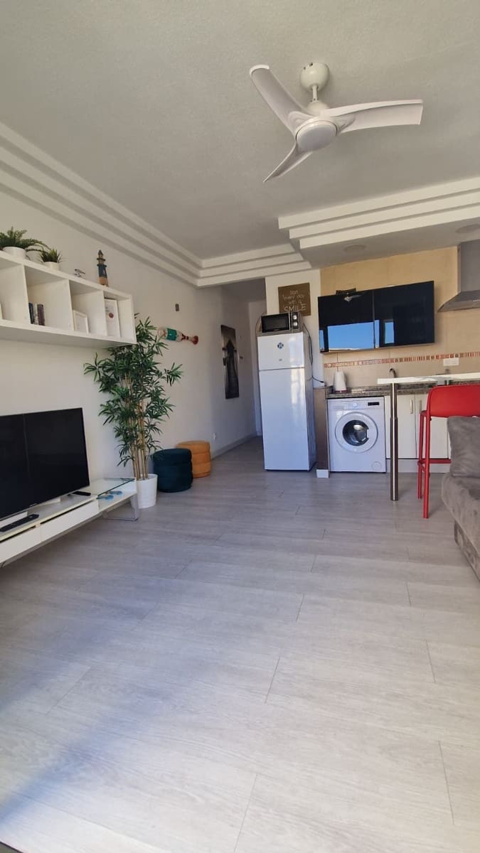 1 makuuhuone Huoneisto myytävänä paikassa Costa Adeje mukana uima-altaan 
autotalli - 319 000 € (Ref: 9625312)