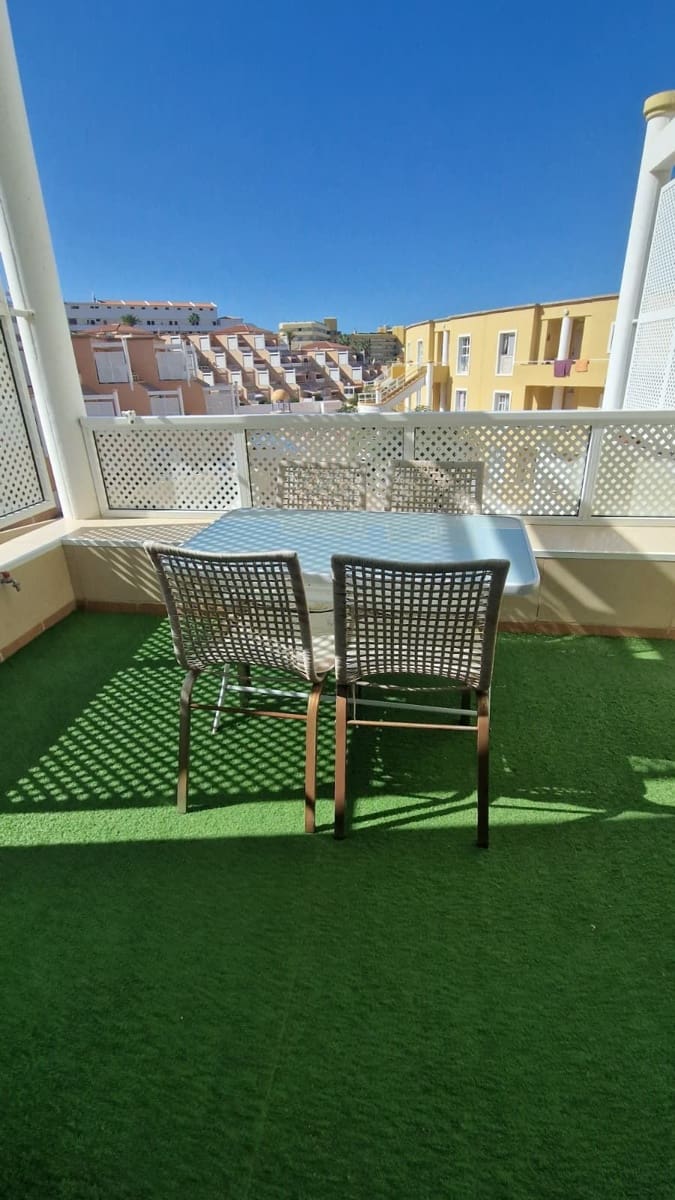 1 makuuhuone Huoneisto myytävänä paikassa Costa Adeje mukana uima-altaan 
autotalli - 319 000 € (Ref: 9625312)