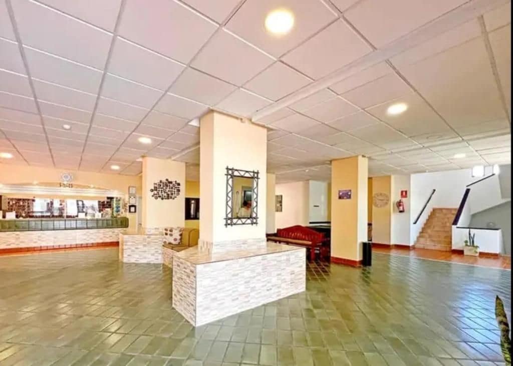 1 sovrum Lägenhet till salu i Los Cristianos med pool garage - 285 000 € (Ref: 9629616)