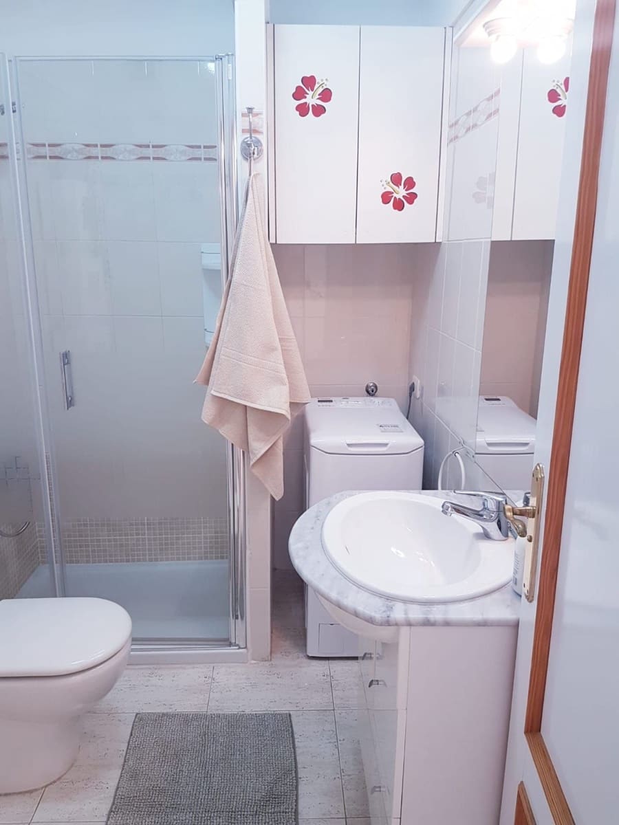 1 quarto Apartamento para venda em Los Cristianos - 270 000 € (Ref: 9636436)