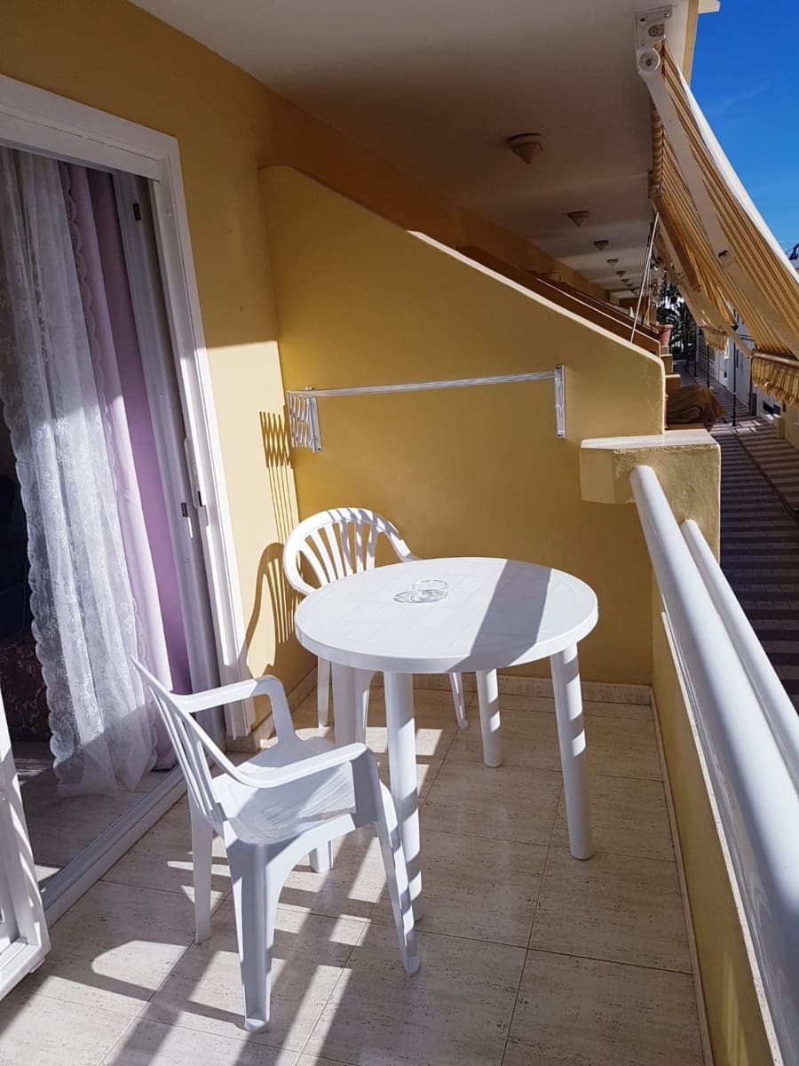 1 quarto Apartamento para venda em Los Cristianos - 270 000 € (Ref: 9636436)