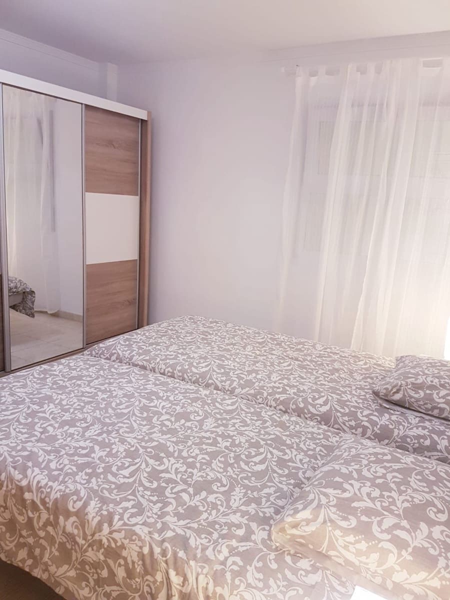 1 quarto Apartamento para venda em Los Cristianos - 270 000 € (Ref: 9636436)