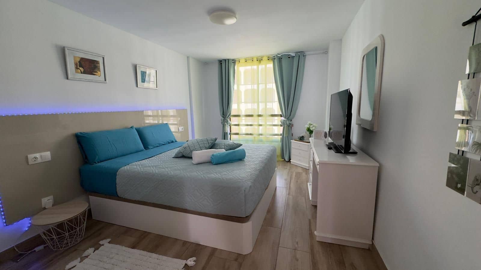 1 quarto Apartamento para venda em Los Cristianos com piscina - 289 000 € (Ref: 9636437)