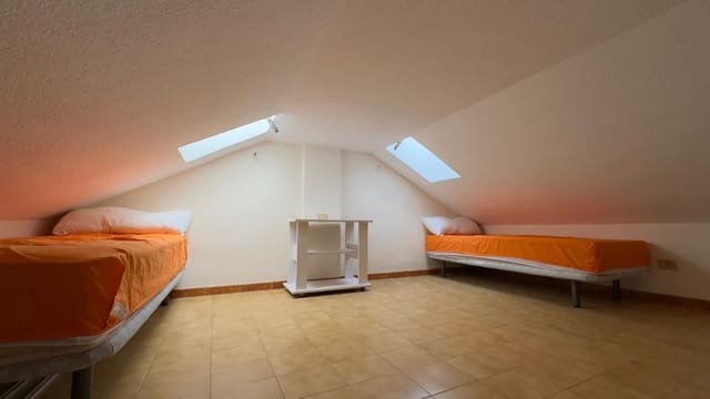 1 quarto Apartamento para venda em Los Cristianos, Arona com piscina - 289 000 € (Ref: 9636437)