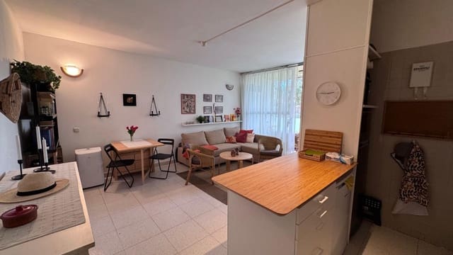 Apartamento de 1 habitación en Costa del Silencio, Arona en venta con piscina - 169.000 € (Ref: 9643736)