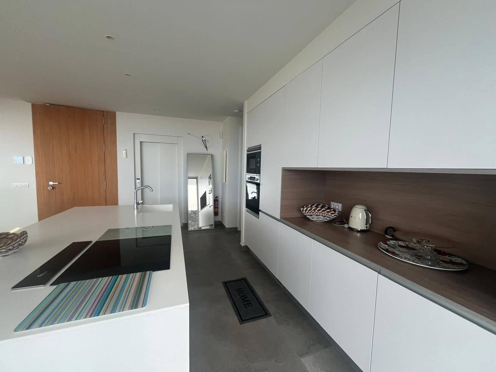 4 quarto Apartamento para venda em Adeje com piscina garagem - 1 330 000 € (Ref: 9651224)