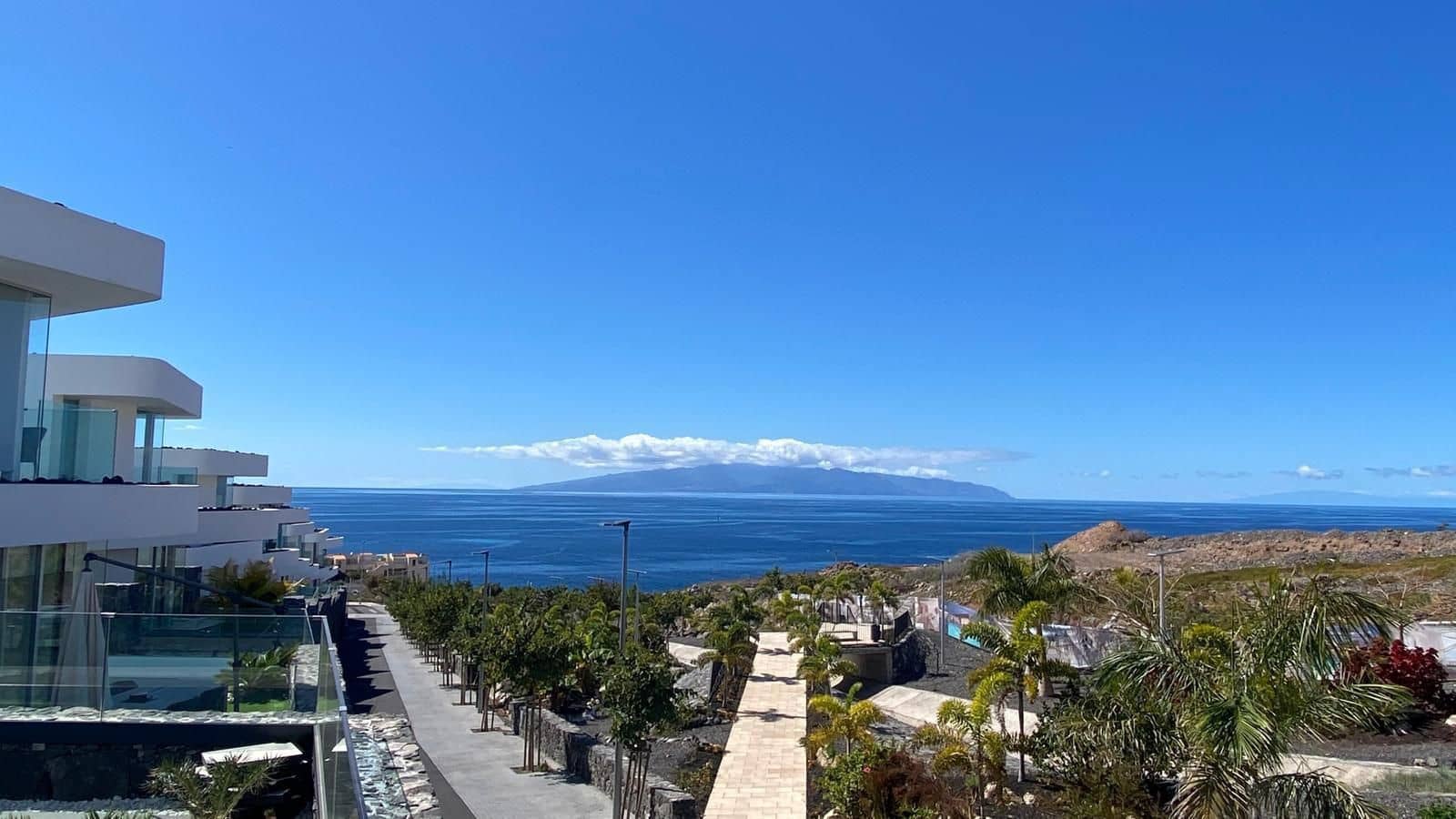 4 quarto Apartamento para venda em Adeje com piscina garagem - 1 330 000 € (Ref: 9651224)