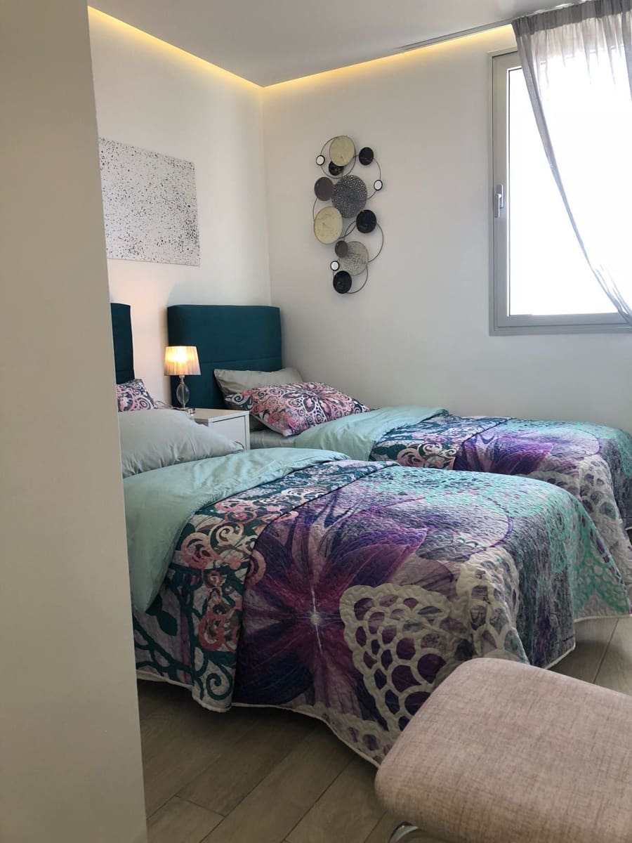 2 bedroom Apartment for sale in Costa Adeje with pool garage - € 475,000 (Ref: 9651225)