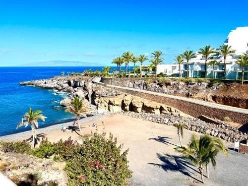 2 bedroom Apartment for sale in Costa Adeje with pool garage - € 475,000 (Ref: 9651225)