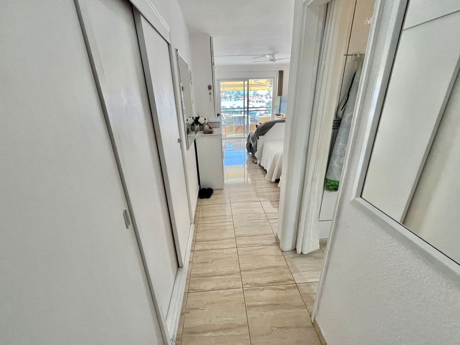 Apartment for sale in Costa Adeje with pool - € 245,000 (Ref: 9655659)