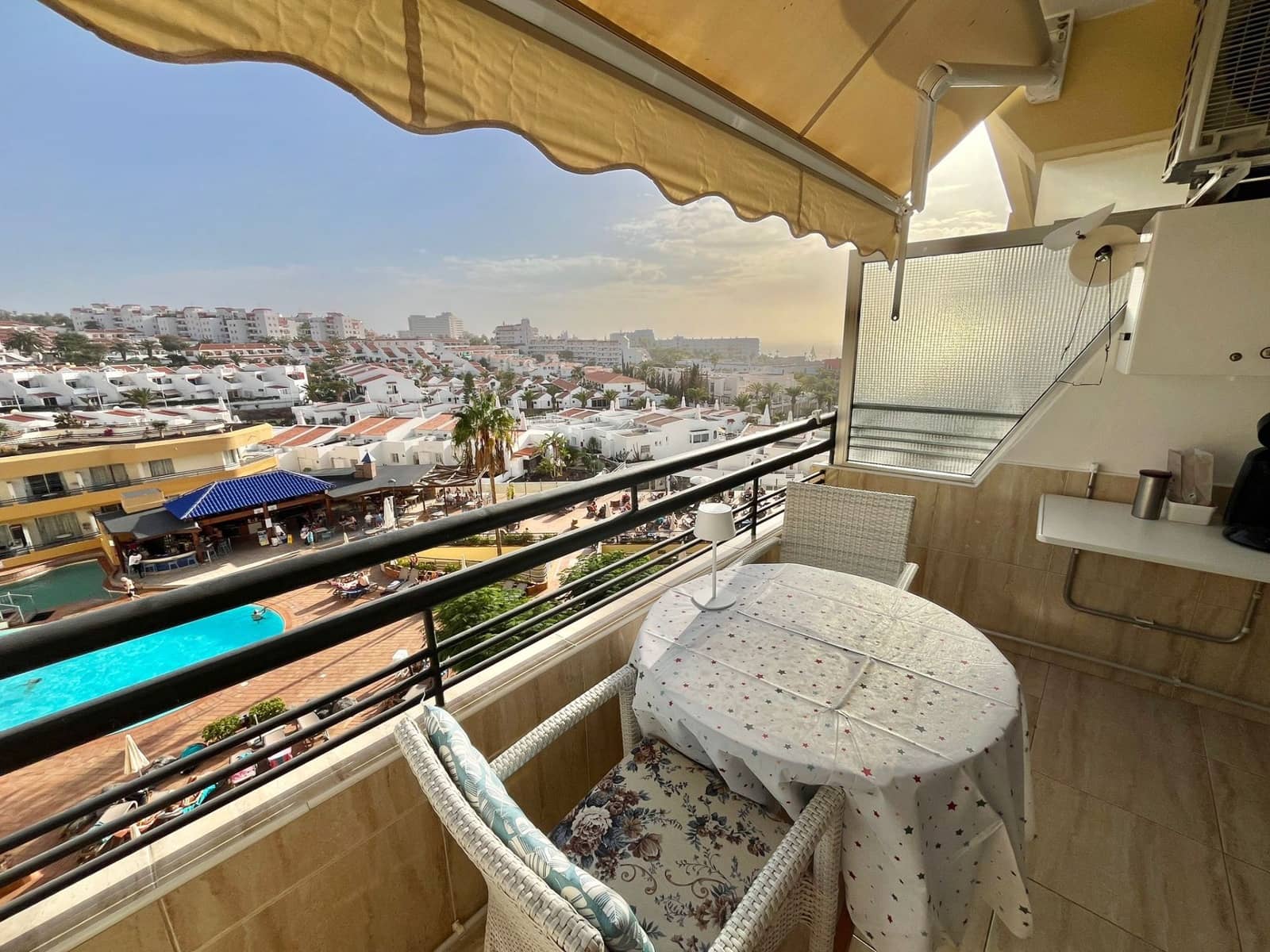 Apartment for sale in Costa Adeje with pool - € 245,000 (Ref: 9655659)