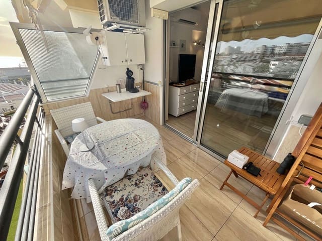 Apartment for sale in Torviscas Bajo, Adeje with pool - € 245,000 (Ref: 9655659)