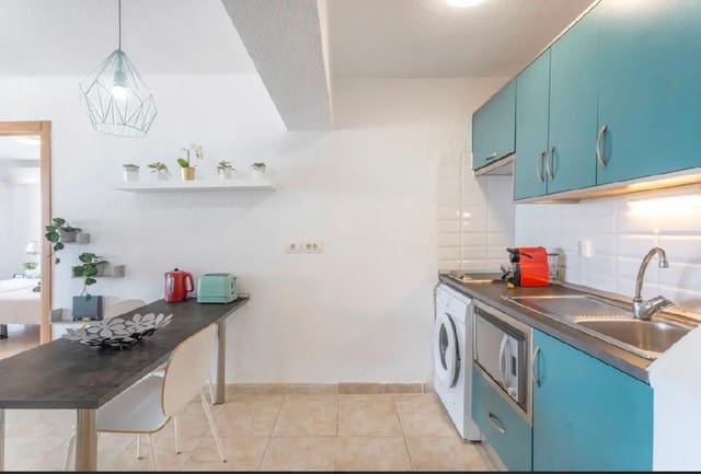 1 bedroom Apartment for sale in Torviscas Bajo, Adeje - € 320,000 (Ref: 9655660)