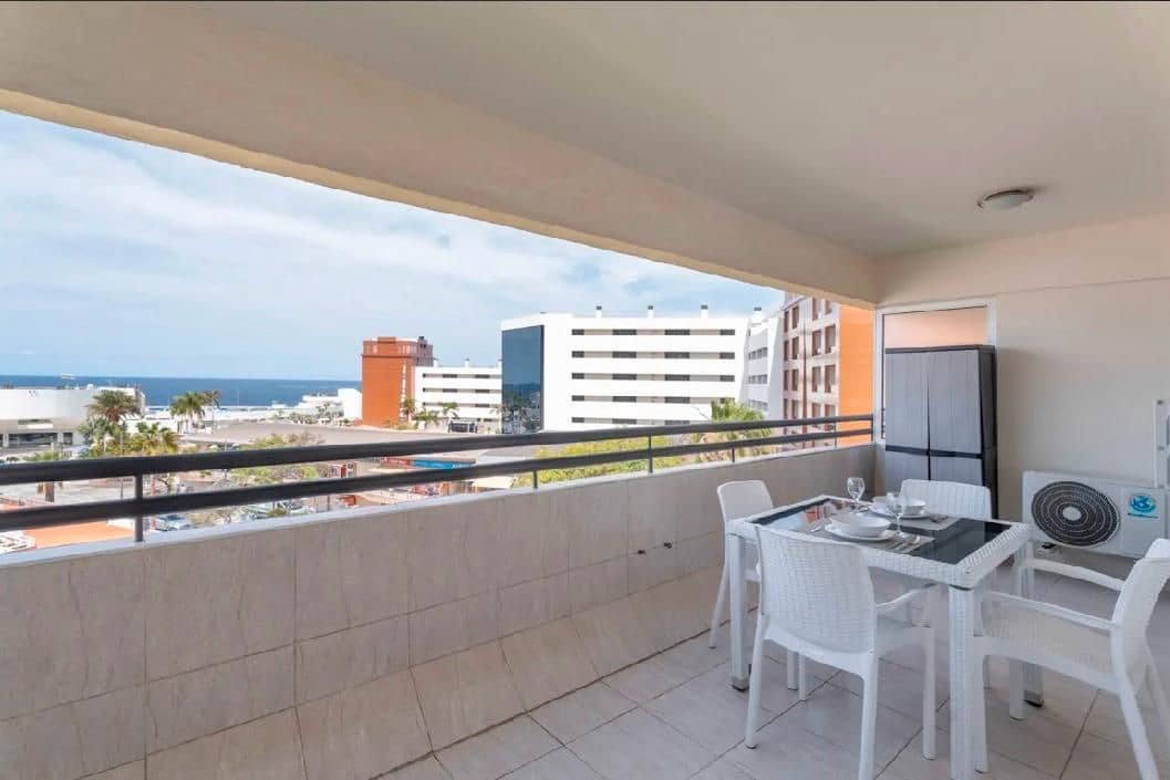 1 bedroom Apartment for sale in Costa Adeje with pool - € 320,000 (Ref: 9655660)