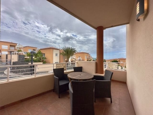 3 soveværelse Semi-Rækkehus til salg i Los Gigantes med swimmingpool garage - € 595.000 (Ref: 9665914)