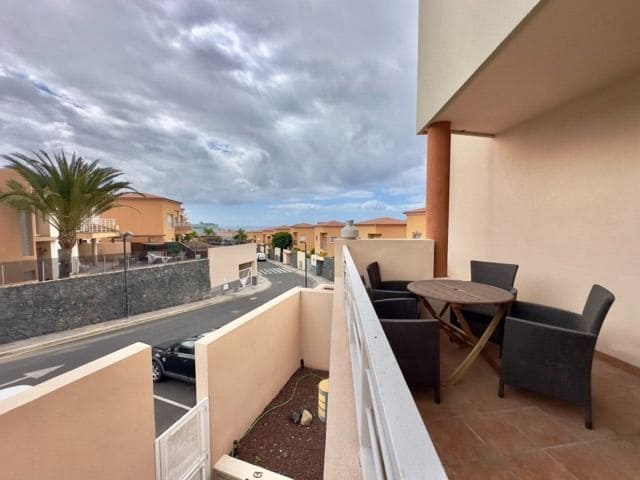 3 soveværelse Semi-Rækkehus til salg i Los Gigantes med swimmingpool garage - € 595.000 (Ref: 9665914)