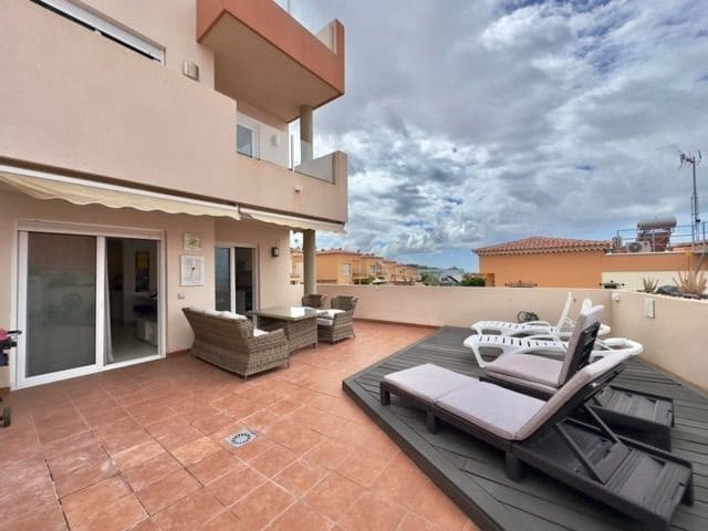 3 soveværelse Semi-Rækkehus til salg i Los Gigantes, Santiago del Teide med swimmingpool garage - € 595.000 (Ref: 9665914)