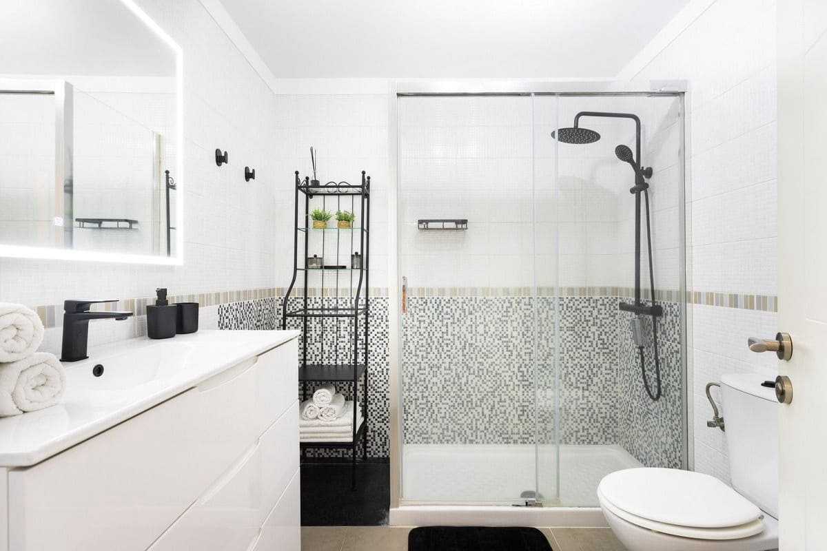 1 makuuhuone Huoneisto myytävänä paikassa Chayofa mukana uima-altaan 
autotalli - 285 000 € (Ref: 9665915)