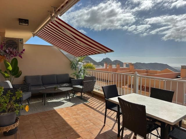 1 makuuhuone Huoneisto myytävänä paikassa Chayofa, Arona mukana uima-altaan 
autotalli - 285 000 € (Ref: 9665915)