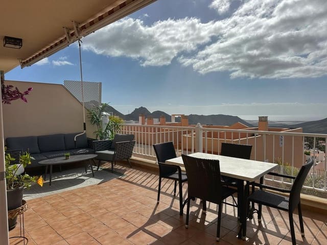 1 makuuhuone Huoneisto myytävänä paikassa Chayofa, Arona mukana uima-altaan 
autotalli - 285 000 € (Ref: 9665915)