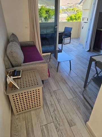 Apartment zu verkaufen in Torviscas Bajo, Adeje mit Pool - 268.900 € (Ref: 9694701)
