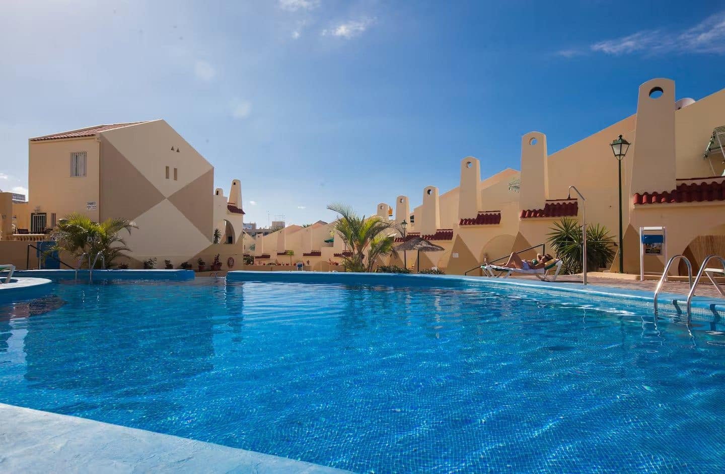 Apartment zu verkaufen in Costa Adeje mit Pool - 268.900 € (Ref: 9694701)