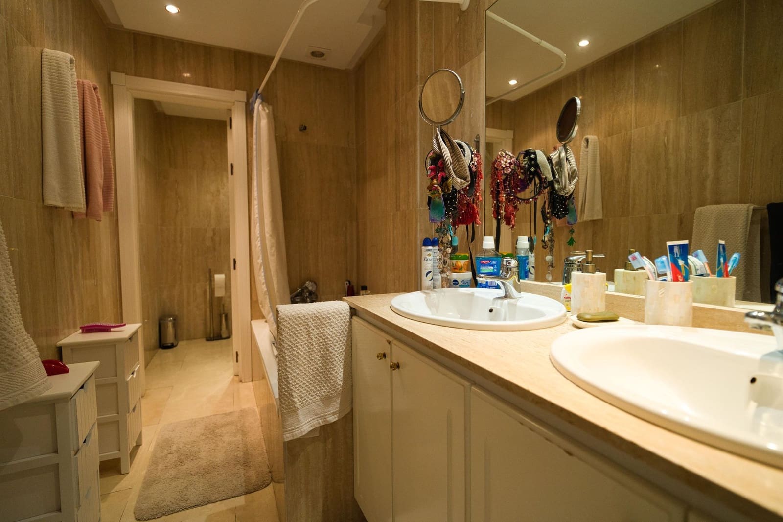 3 soveværelse Lejlighed til salg i Playa del Duque med swimmingpool - € 840.000 (Ref: 9711076)