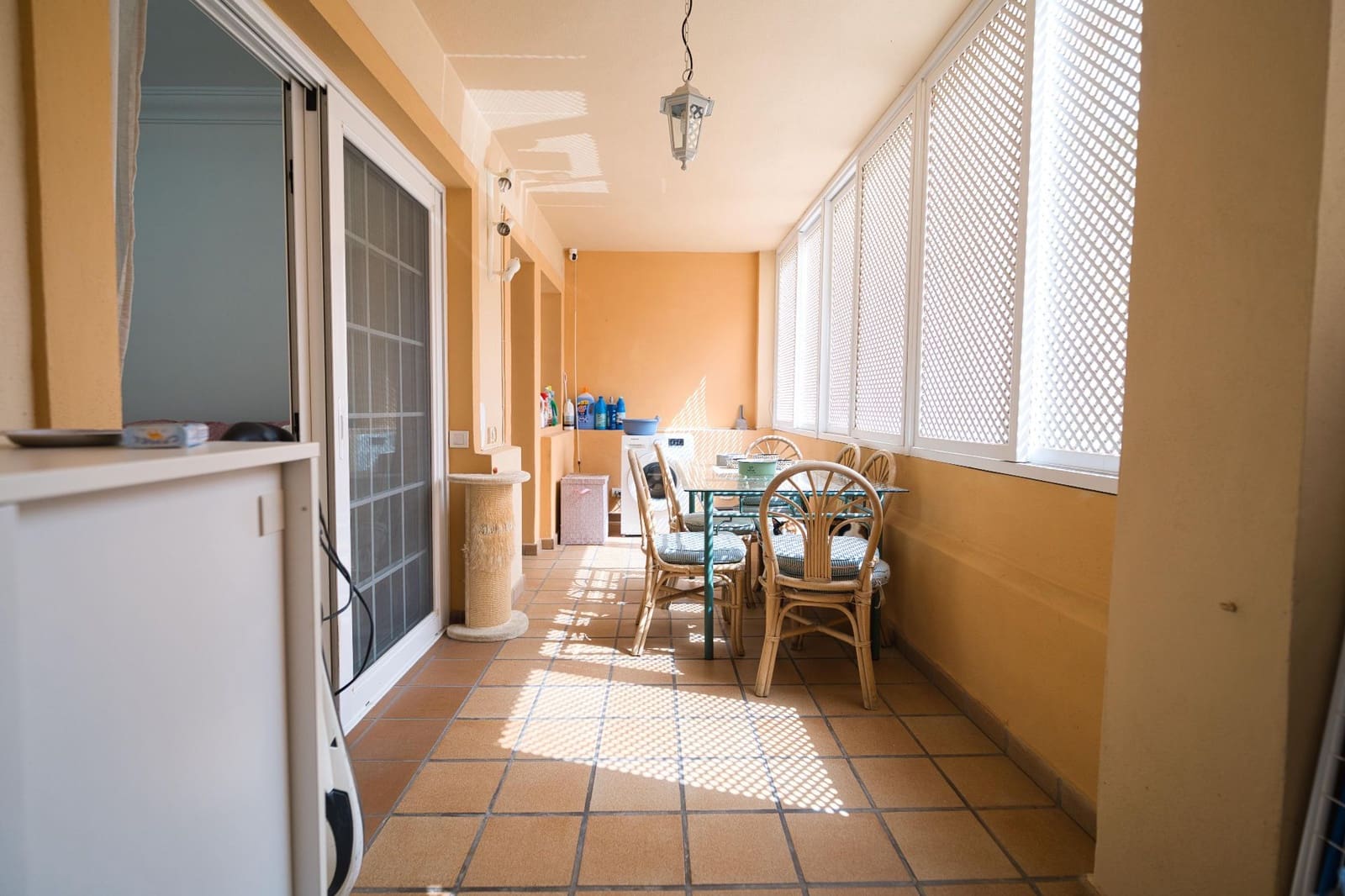 3 soveværelse Lejlighed til salg i Playa del Duque med swimmingpool - € 840.000 (Ref: 9711076)