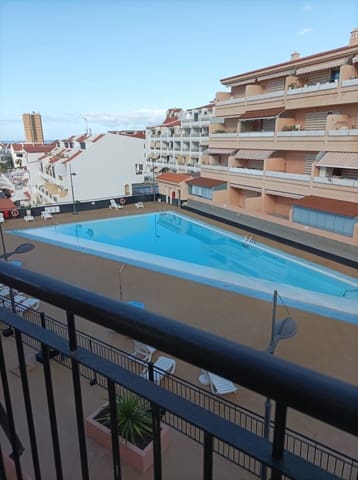 1 sypialnia Apartament na sprzedaż w Los Cristianos, Arona z basenem garażem - 309 950 € (Ref: 9711077)