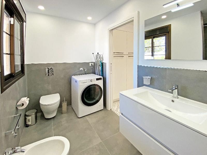 4 slaapkamer Villa te koop in Fanabe met garage - € 490.000 (Ref: 9714495)