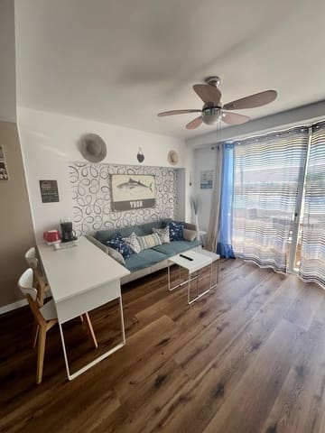 Apartamento de 1 habitación en Playa de las Americas, Arona en venta con piscina - 290.000 € (Ref: 9719482)